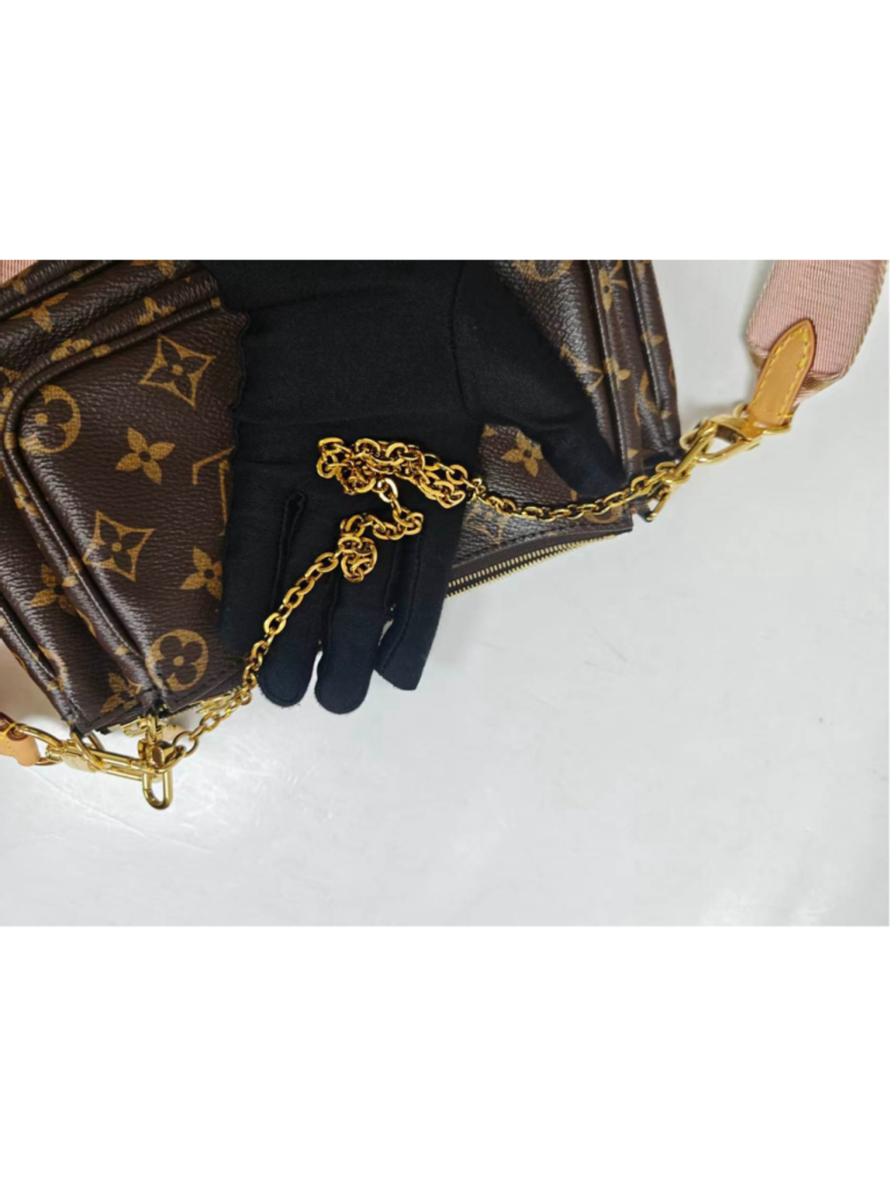 Louis Vuitton Multi Pochette Accessories Pink Strap Monogram EXCELLENT - Picture 13 of 16